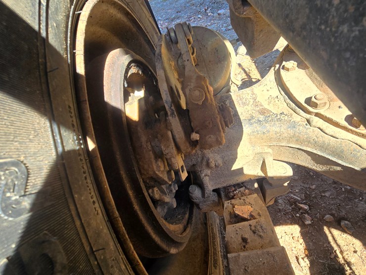 1998-mack-rd688s-image-103