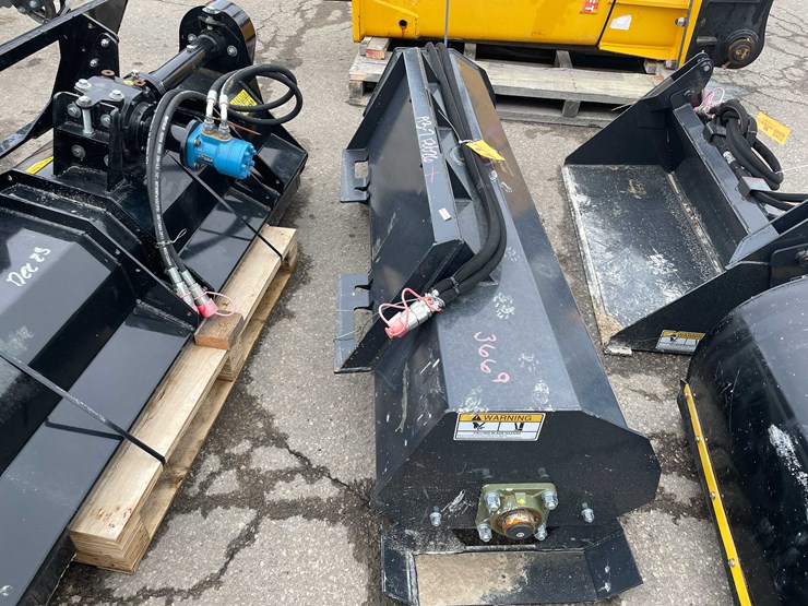 #7042-•-unused-wolverine-72"-skid-steer-rototiller-(o10)-image-5