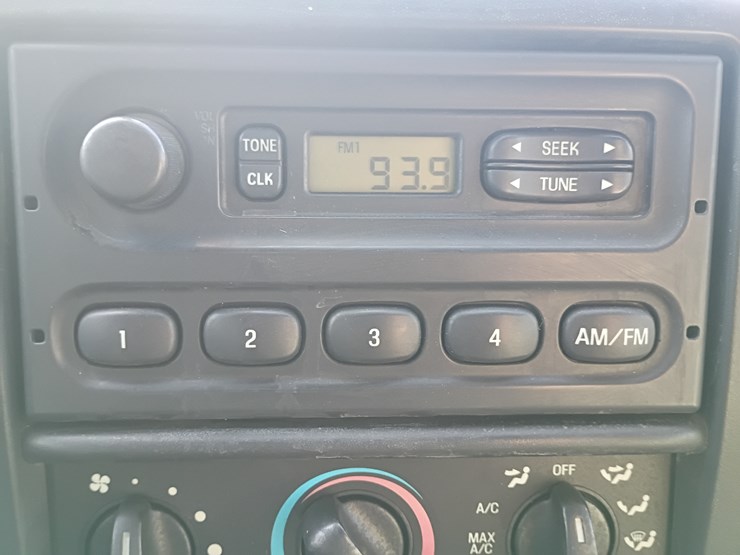 2005-ford-f750-image-52