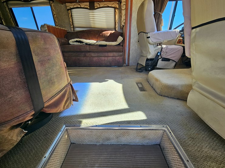 #22198-•-2007-georgie-boy-landau-motorhome-image-30