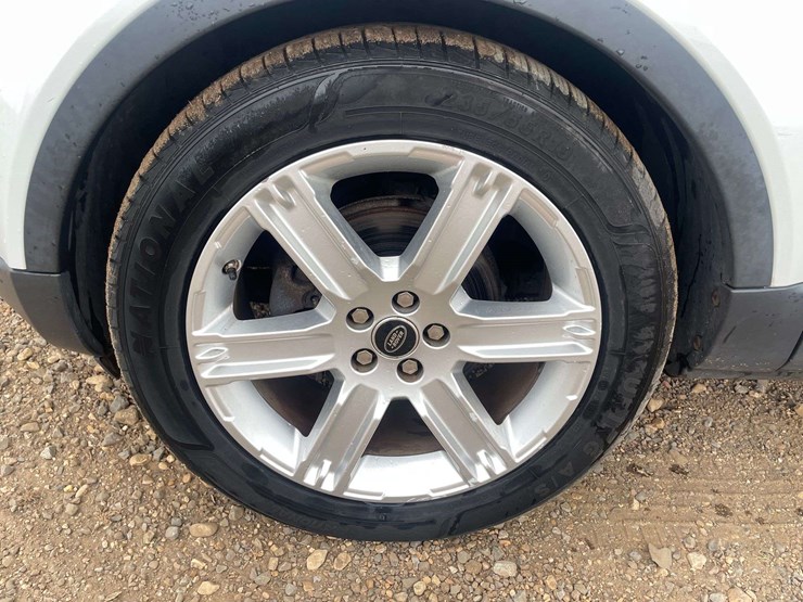 2013-land-rover-range-rover-image-19