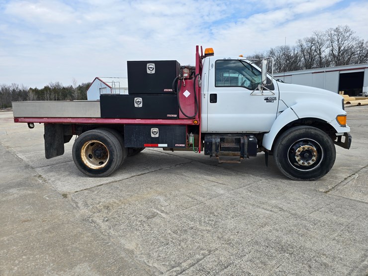 2000-ford-2000-image-13