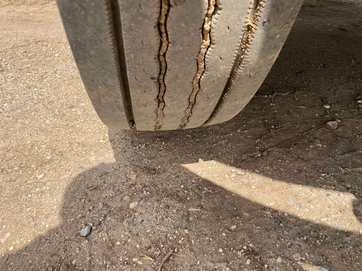 2013-international-durastar-4300-image-25