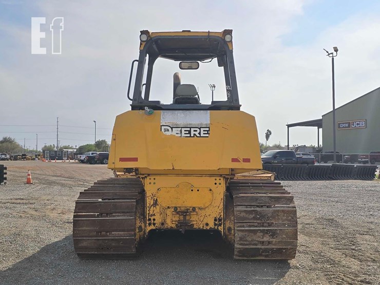 2016-deere-700k-lgp-image-8