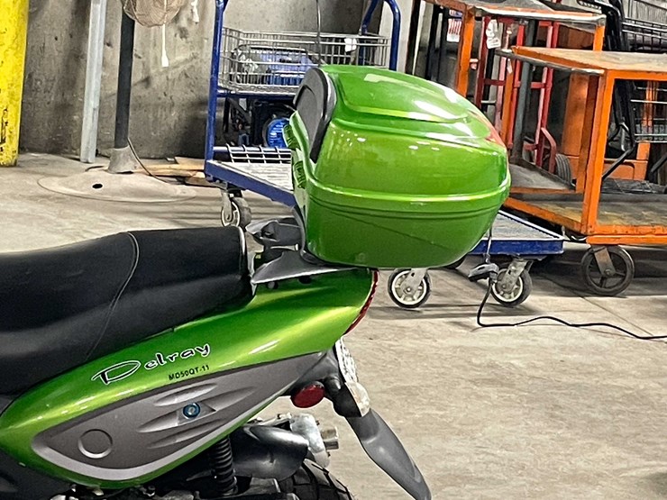 #1468-•-2011-taizhou-moped-(has-wi-title)-(d)-image-23