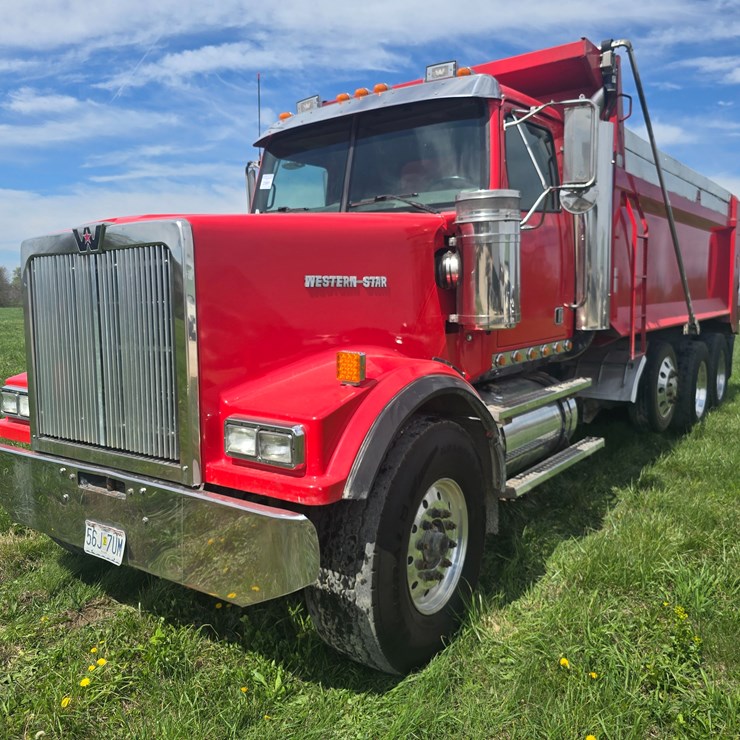 2007 WESTERN STAR 4900