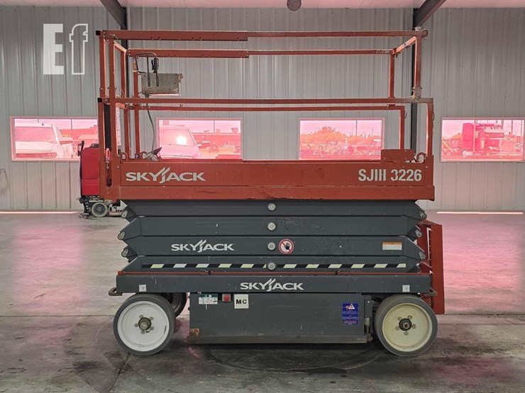 2017-skyjack-sjiii3226-image-5