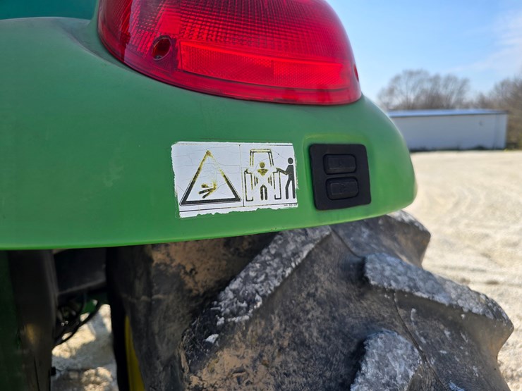 2002-john-deere-6220-image-45