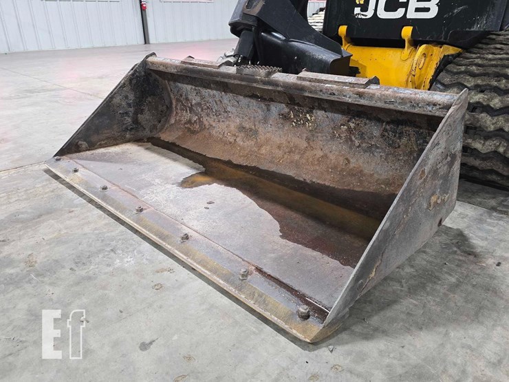 2021-jcb-3ts-8t-image-9