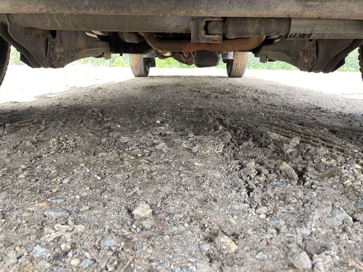 2015-dodge-ram-2500-image-27