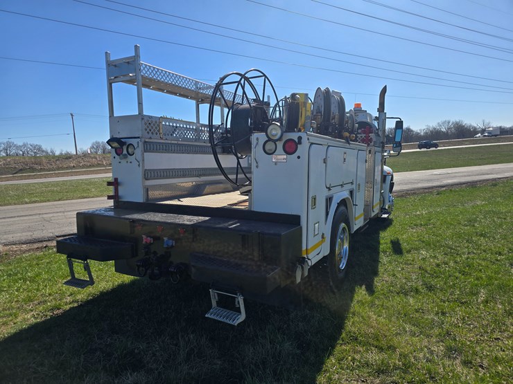 2008-international-durastar-4300-image-12