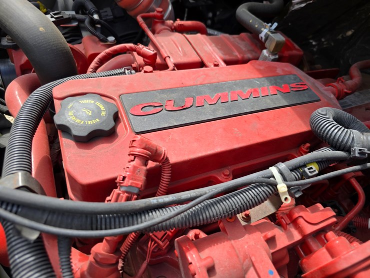 2021-international-mv607-image-52