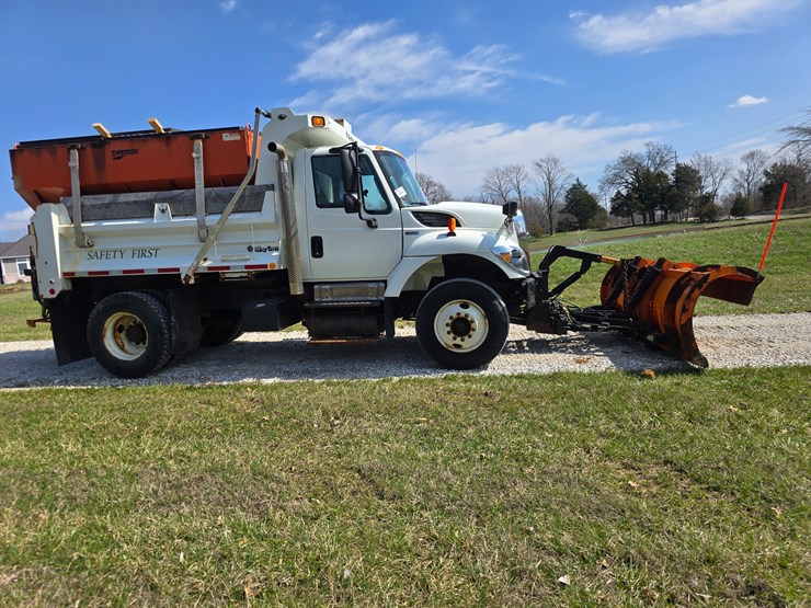 2015-international-workstar-7400-image-21