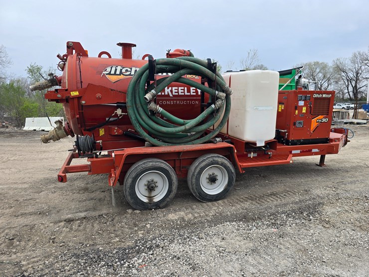 2017-ditch-witch-fx30-image-22