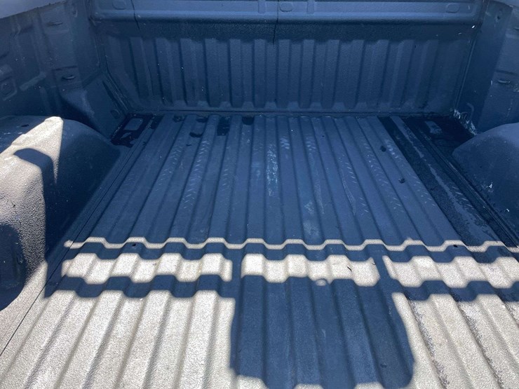 2019-chevrolet-silverado-1500-image-15