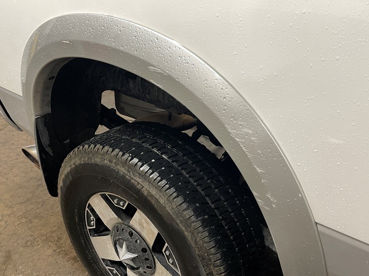 2012-dodge-3500-image-71