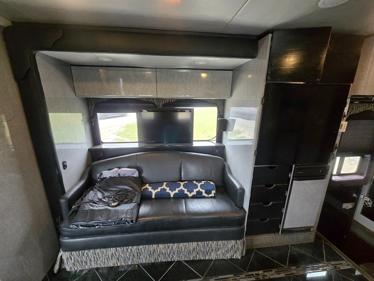 1990-international-4900-image-40