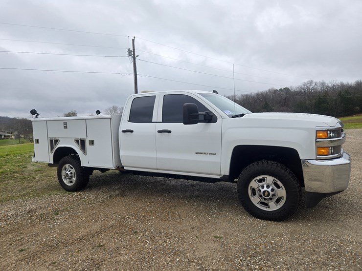 2019-chevrolet-silverado-2500-image-22