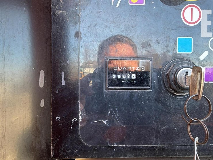 2014-jlg-600s-image-26