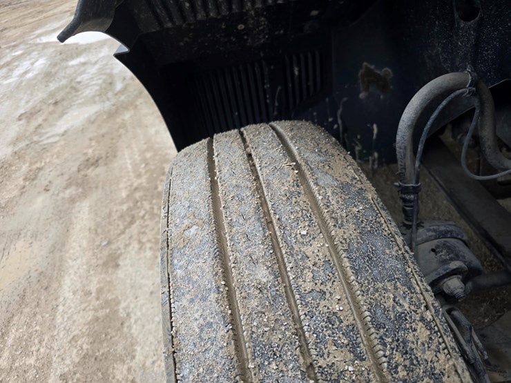 #22610-•-2019-mack-anthem-sleeper-truck-image-29