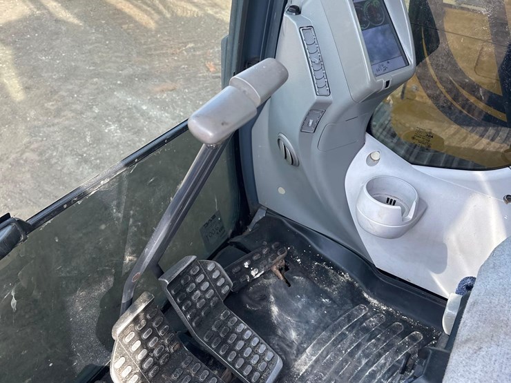 2019-deere-345g-lc-image-34