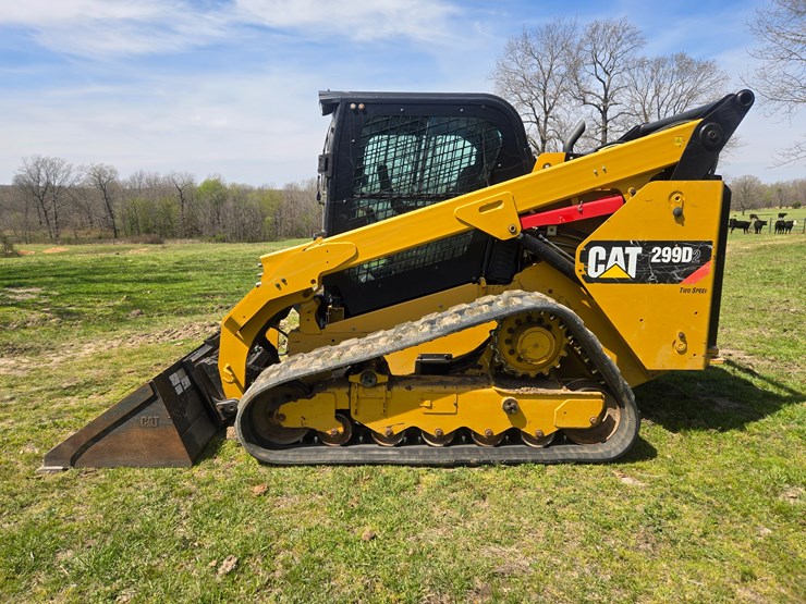2018-caterpillar-299d2-image-6