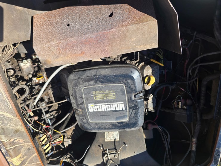 2008-argo-frontier-650-image-15