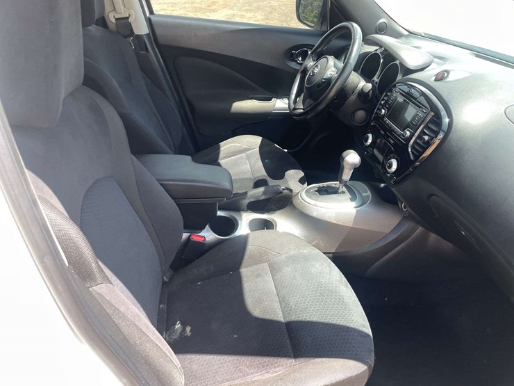 2015-nissan-juke-image-18