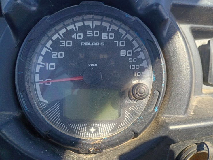 2015-polaris-ranger-image-33