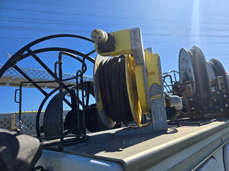 2008-international-durastar-4300-image-100