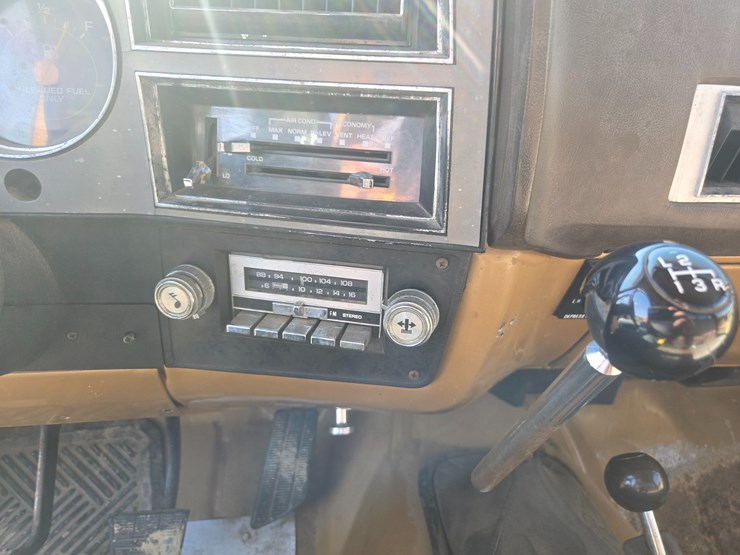 1984-chevrolet-k10-image-45