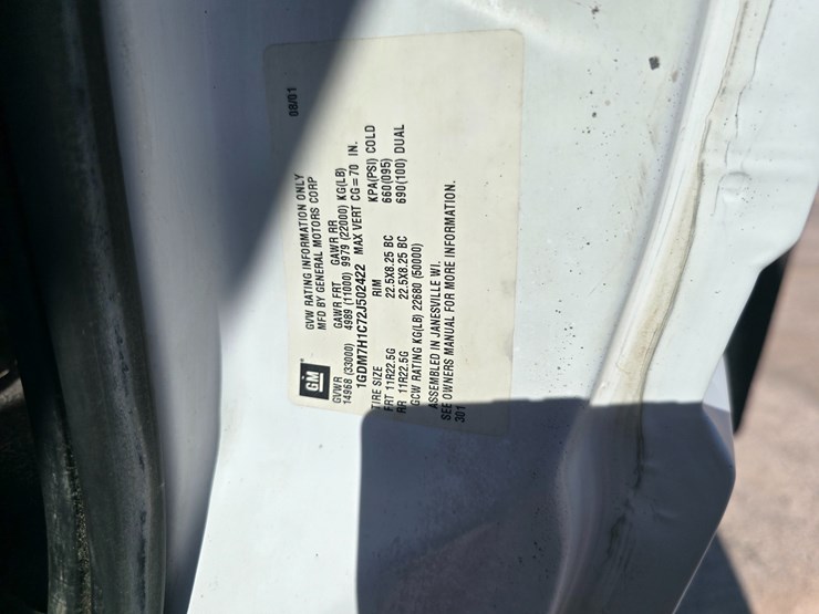 #22520-•-2002-gmc-c7500-dump-truck-image-39