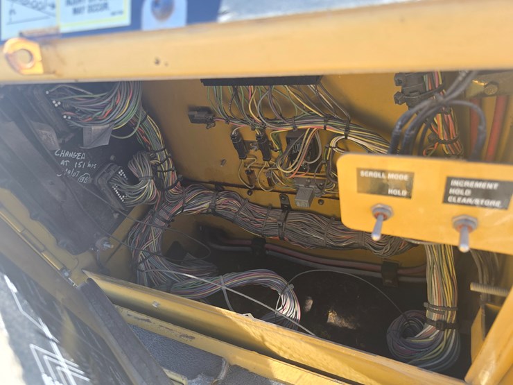 2006-caterpillar-ap-1000d-image-103