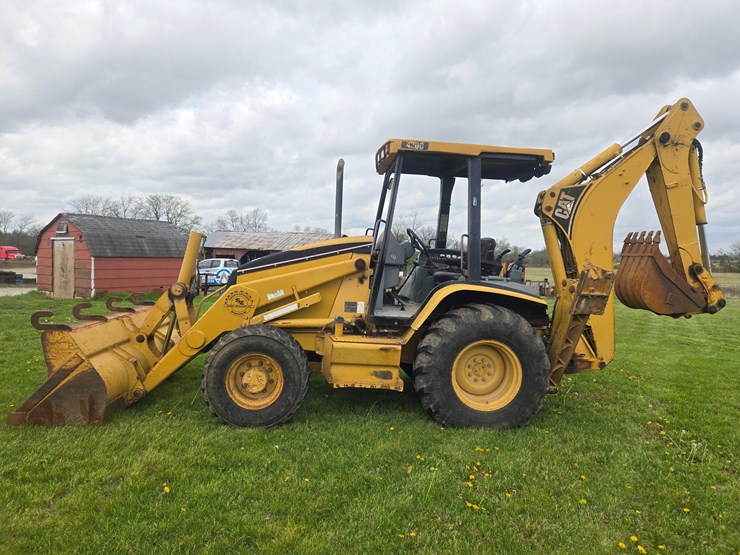 caterpillar-420d-image-4