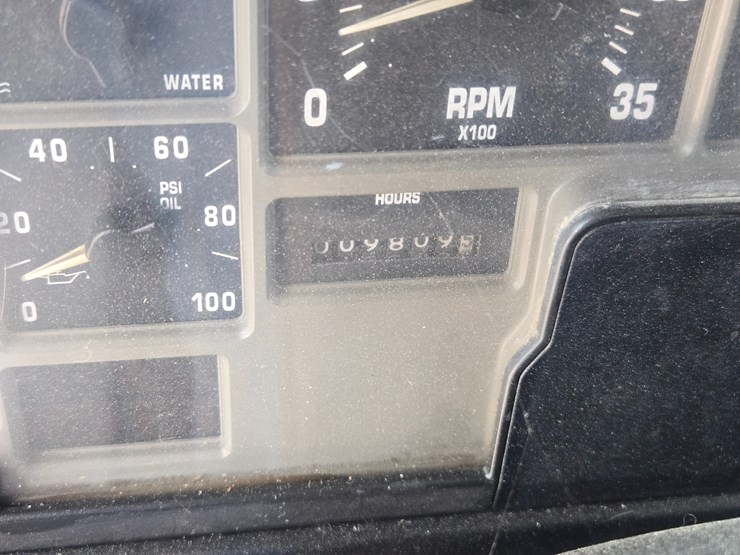 1990-international-4900-image-130