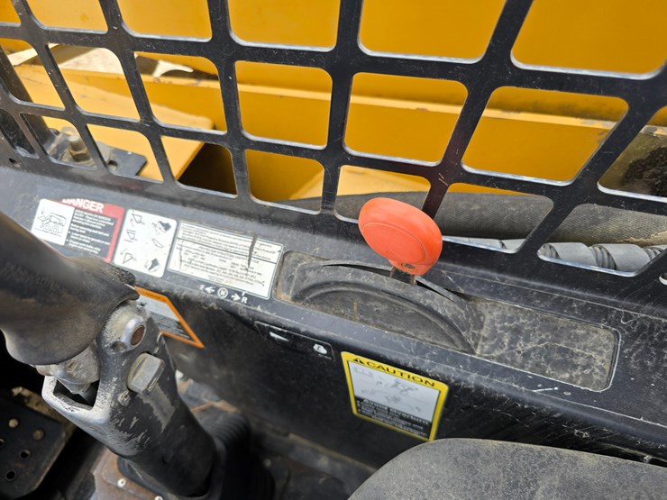 #22607-•-2008-deere-332t-skid-steer-image-56