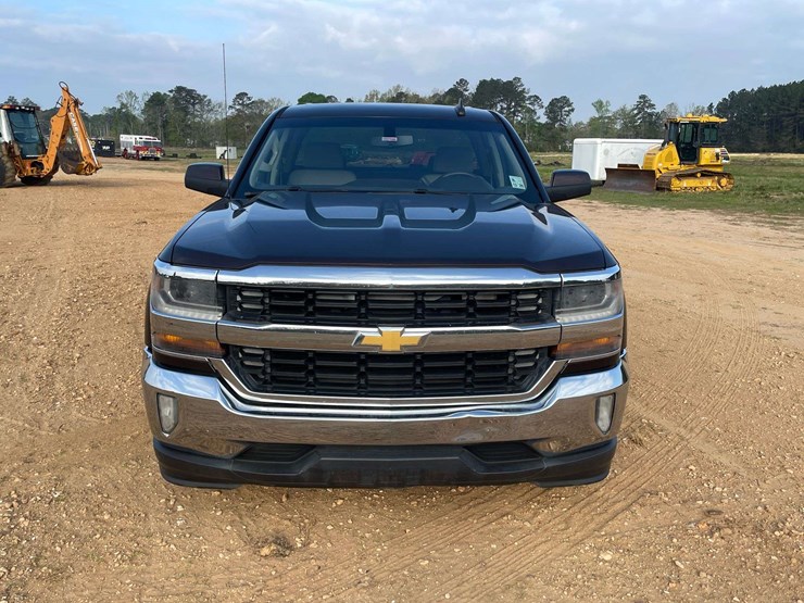 2016-chevrolet-silverado-1500-lt-image-5