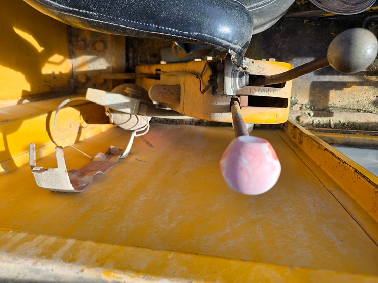 1971-deere-570a-image-87