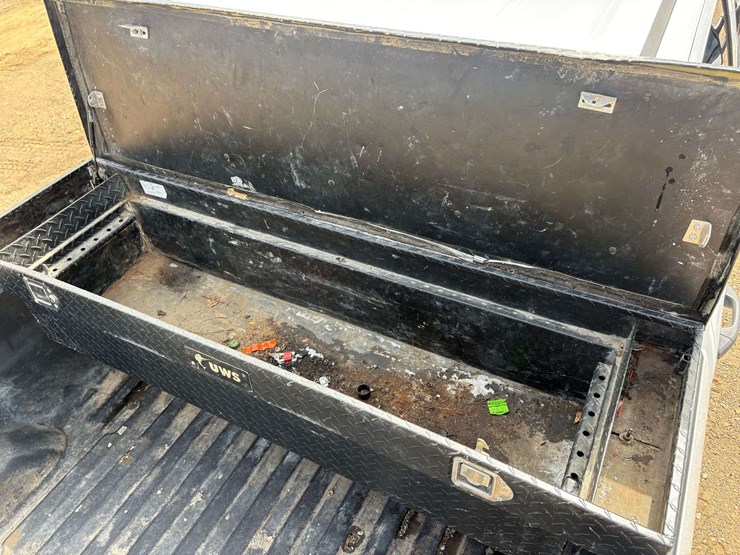 2019-chevrolet-2500-image-8