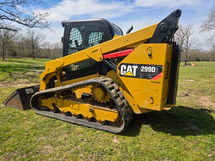 2018-caterpillar-299d2-image-8
