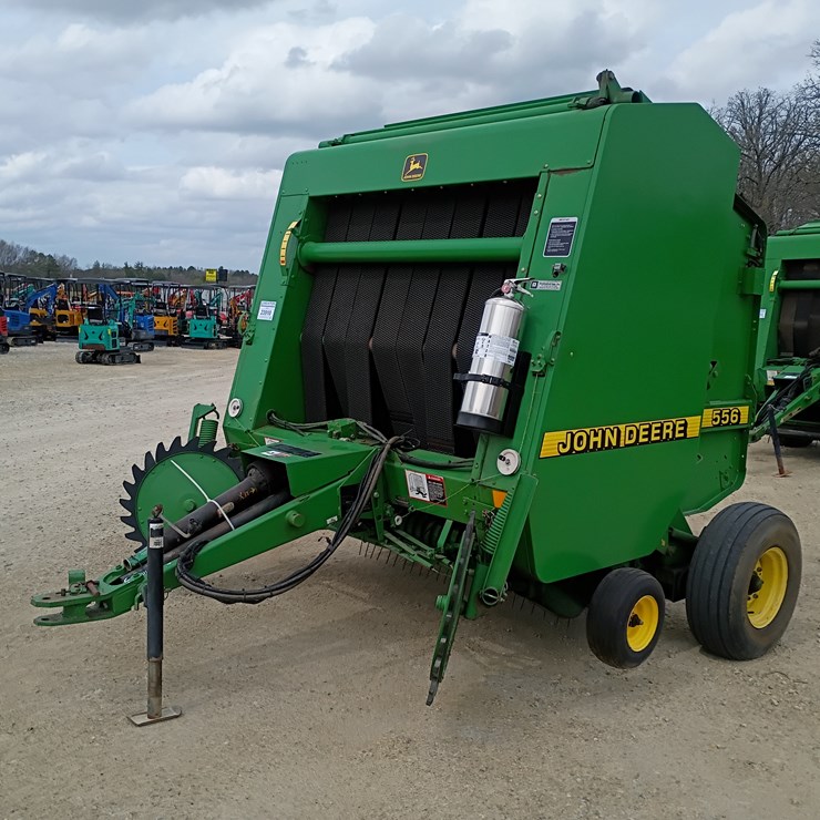 2000 JOHN DEERE 556