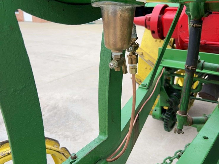 12-25-waterloo-boy-model-n-image-9