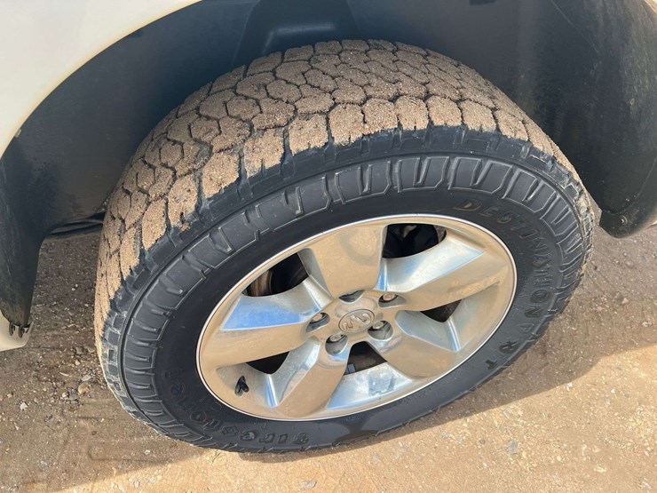 2016-dodge-ram-1500-image-25