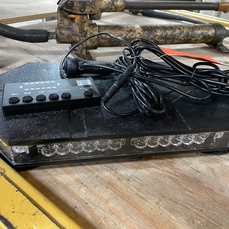 #2419 • Amber LED Strobe Light (PR12)