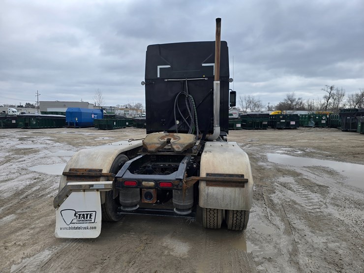 #22610-•-2019-mack-anthem-sleeper-truck-image-8