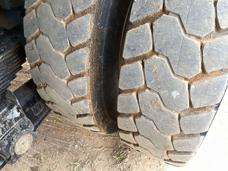 2017-freightliner-mt45-image-25