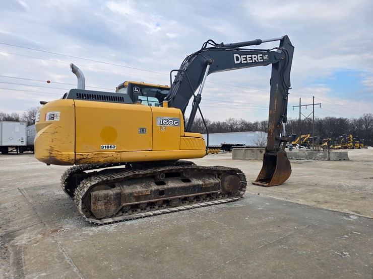 2014-deere-160g-lc-image-11