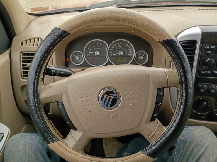 2005-mercury-mariner-image-45