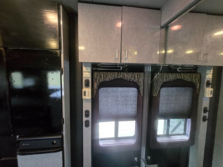 1990-international-4900-image-69