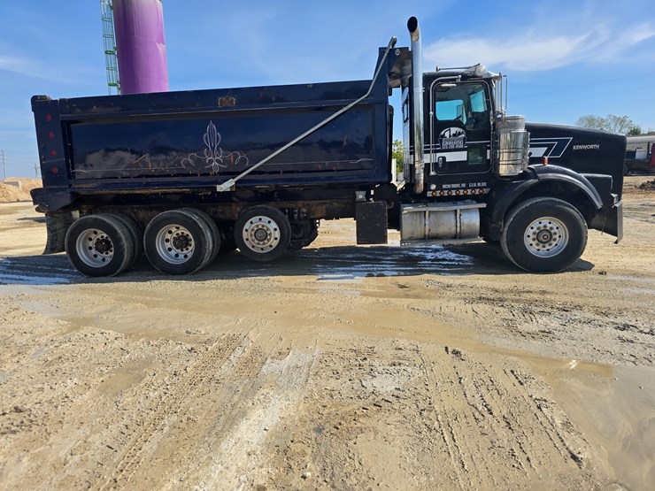 #21305-•-2003-kenworth-dump-truck-image-32